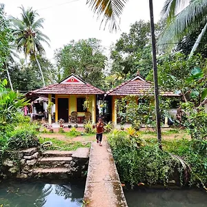 Homestay Munroe Nest 